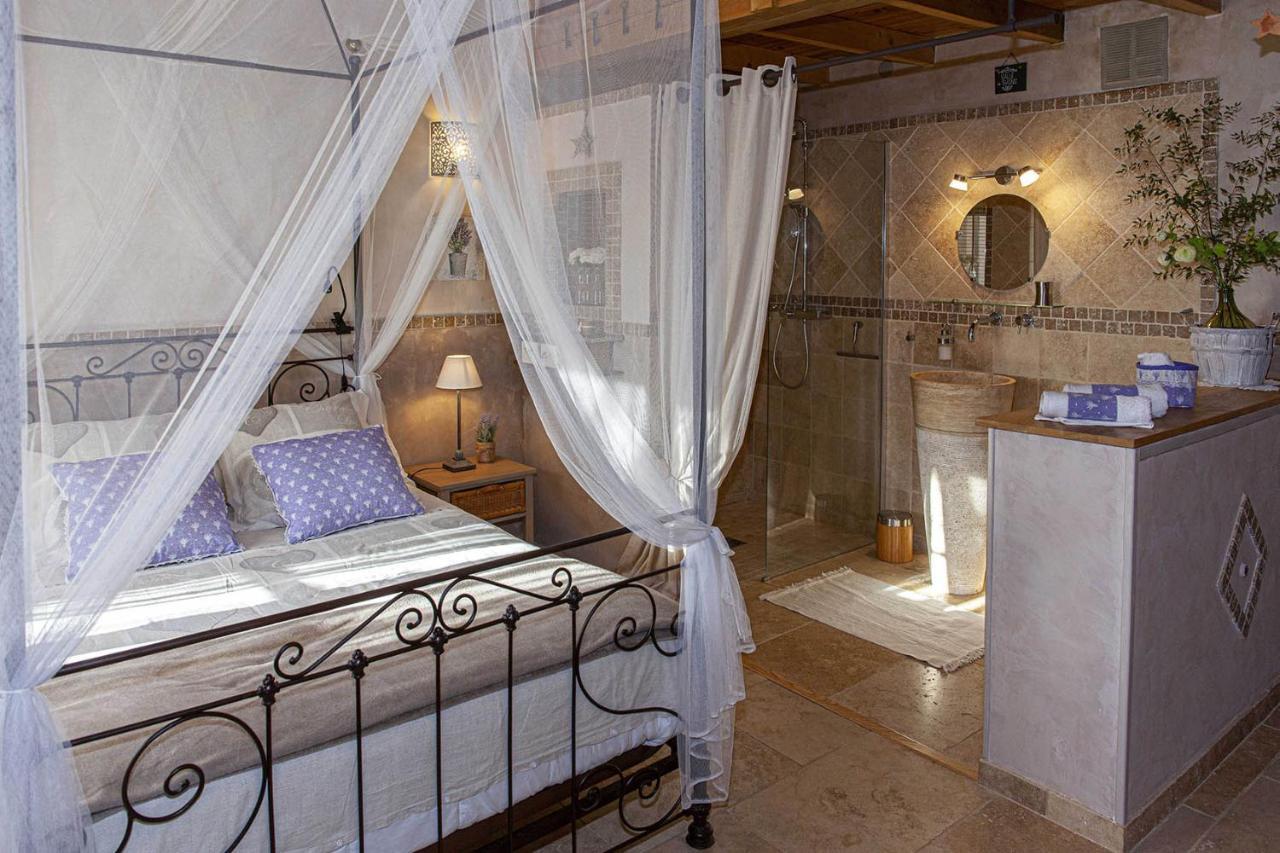 Bed and Breakfast Mas des Rabasses à Le Pontet  Extérieur photo