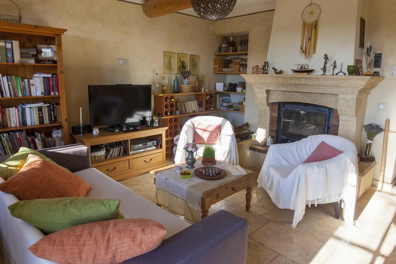 Bed and Breakfast Mas des Rabasses à Le Pontet  Extérieur photo