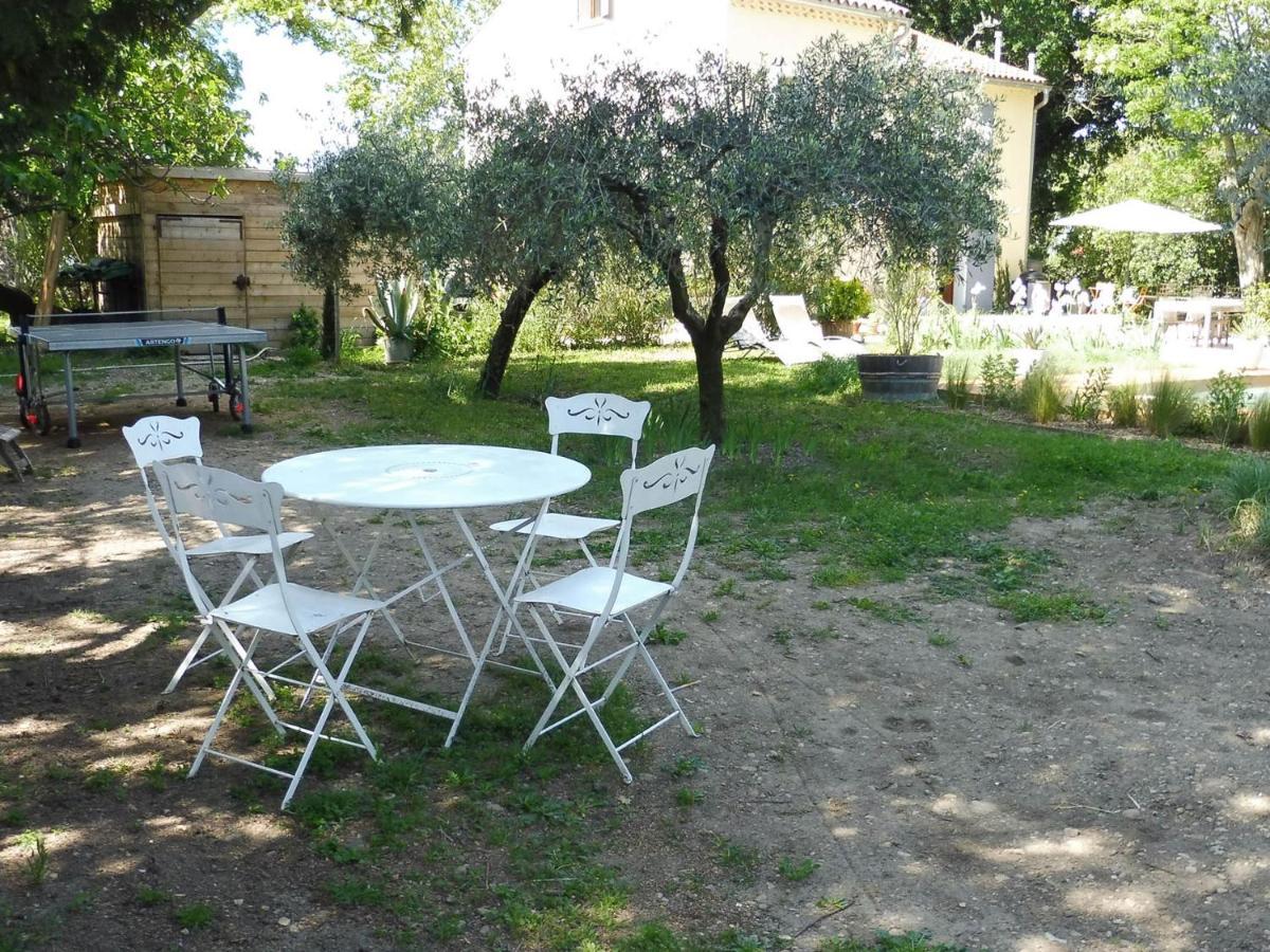 Bed and Breakfast Mas des Rabasses à Le Pontet  Extérieur photo